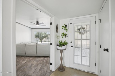 Well maintained 2 bedroom, 2 bathroom townhome offering 1,379 sq on Sun City Lakes West and East in Arizona - for sale on GolfHomes.com, golf home, golf lot