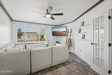 Well maintained 2 bedroom, 2 bathroom townhome offering 1,379 sq on Sun City Lakes West and East in Arizona - for sale on GolfHomes.com, golf home, golf lot