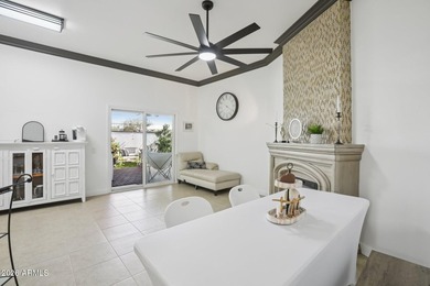 Well maintained 2 bedroom, 2 bathroom townhome offering 1,379 sq on Sun City Lakes West and East in Arizona - for sale on GolfHomes.com, golf home, golf lot