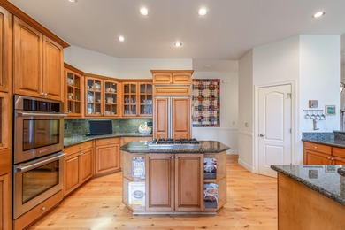 Come see this gracious, spacious one-owner home built by on Aspen Lakes Golf Course in Oregon - for sale on GolfHomes.com, golf home, golf lot