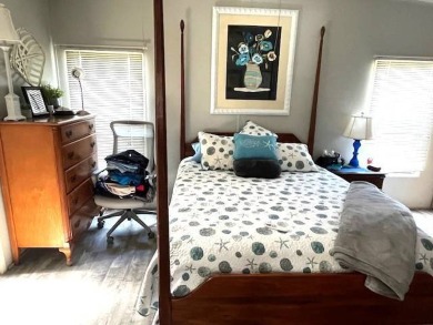 Lot Rent Only $575/Month!    Welcome to your perfect vacation on Crystal Lake Club in Florida - for sale on GolfHomes.com, golf home, golf lot