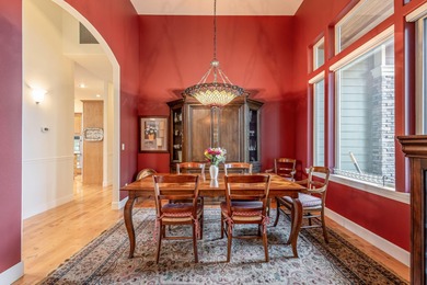 Come see this gracious, spacious one-owner home built by on Aspen Lakes Golf Course in Oregon - for sale on GolfHomes.com, golf home, golf lot