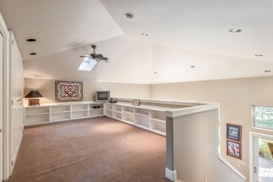 Come see this gracious, spacious one-owner home built by on Aspen Lakes Golf Course in Oregon - for sale on GolfHomes.com, golf home, golf lot