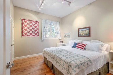 Come see this gracious, spacious one-owner home built by on Aspen Lakes Golf Course in Oregon - for sale on GolfHomes.com, golf home, golf lot