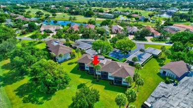 Beautifully updated 1-bedroom, 1-bath condo with direct golf on Seagate Country Club in Florida - for sale on GolfHomes.com, golf home, golf lot