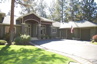 Come see this gracious, spacious one-owner home built by on Aspen Lakes Golf Course in Oregon - for sale on GolfHomes.com, golf home, golf lot
