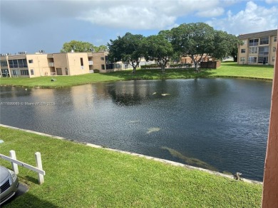 Sacious 1 Bedroom 1.5 baths 55+ Communty in Sunrise Lakes Phase on Sunrise Lakes Phase III in Florida - for sale on GolfHomes.com, golf home, golf lot