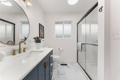 Beautifully Remodeled 2BR/2BA Home with Golf Course Views in 55+ on King City Golf Course in Oregon - for sale on GolfHomes.com, golf home, golf lot