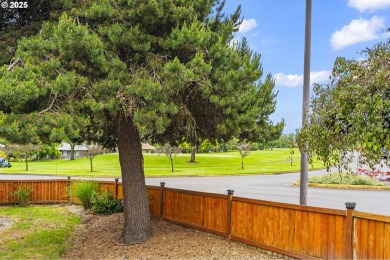 Beautifully Remodeled 2BR/2BA Home with Golf Course Views in 55+ on King City Golf Course in Oregon - for sale on GolfHomes.com, golf home, golf lot