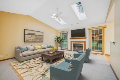 Welcome to this inviting 3-bedroom, 2-bath ranch offering on Streamwood Oaks Golf Club in Illinois - for sale on GolfHomes.com, golf home, golf lot