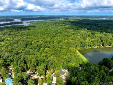 Enjoy the perfect blend of comfort and recreation in this 2 bed on River Ridge Golf Club in Virginia - for sale on GolfHomes.com, golf home, golf lot