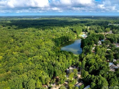Enjoy the perfect blend of comfort and recreation in this 2 bed on River Ridge Golf Club in Virginia - for sale on GolfHomes.com, golf home, golf lot