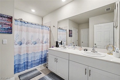 WELCOME TO YOUR SLICE OF SHUNSHINE IN MAGNOLIA LANDING! This on Herons Glen Golf and Country Club in Florida - for sale on GolfHomes.com, golf home, golf lot