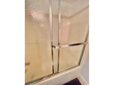 Beautiful 2 bedroom, 2 bath, 1st floor, furnished condo Split on Ocean Village Golf Course in Florida - for sale on GolfHomes.com, golf home, golf lot