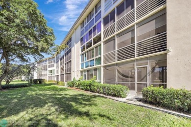 STEP INTO ELEGANCE! 1ST FLOOR FULLY RENOVATED CONDO, OPEN on Wynmoor Golf Course in Florida - for sale on GolfHomes.com, golf home, golf lot