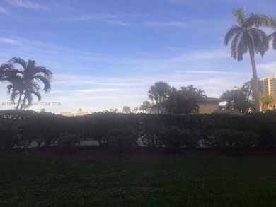 Beautiful 2 bedroom, 2 bath, 1st floor, furnished condo Split on Ocean Village Golf Course in Florida - for sale on GolfHomes.com, golf home, golf lot