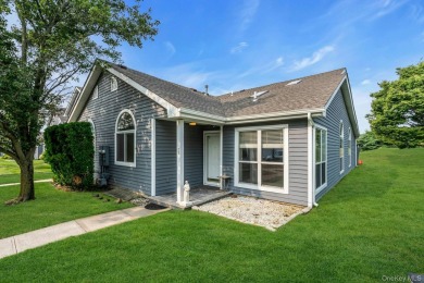 Beautifully updated 2-bedroom, 2-bath end unit located in the on Birchwood at Spring Lake in New York - for sale on GolfHomes.com, golf home, golf lot