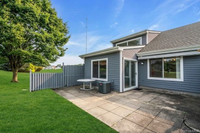 Beautifully updated 2-bedroom, 2-bath end unit located in the on Birchwood at Spring Lake in New York - for sale on GolfHomes.com, golf home, golf lot