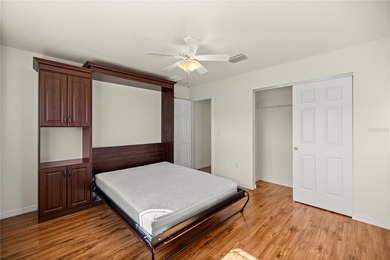 Beautiful and Well-maintained 3 bedroom, 2 bath Nantucket floor on Eagle Ridge At Spruce Creek Country Club in Florida - for sale on GolfHomes.com, golf home, golf lot