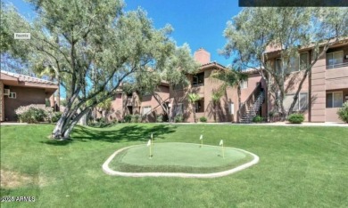 Enjoy resort style living in this beautiful 2 bed 2 bath condo on Kierland Golf Club in Arizona - for sale on GolfHomes.com, golf home, golf lot
