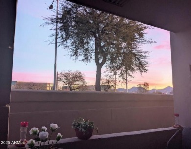 Enjoy resort style living in this beautiful 2 bed 2 bath condo on Kierland Golf Club in Arizona - for sale on GolfHomes.com, golf home, golf lot