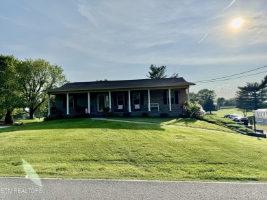 188 HUNTSMAN Lane on Clinchview Golf and Country Club in Tennessee - for sale on GolfHomes.com, golf home, golf lot