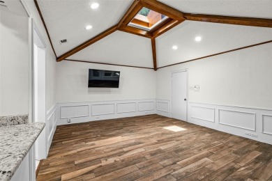 MORE UPDATES DONE. Welcome to this beautifully updated 4 bed, 3 on Sherrill Park Golf Course in Texas - for sale on GolfHomes.com, golf home, golf lot