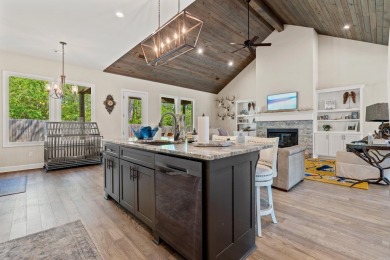 Welcome to this exceptional home in the highly sought-after on Hot Springs Golf and Country Club in Arkansas - for sale on GolfHomes.com, golf home, golf lot