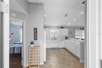 Welcome Home to this beautifully maintained Bonita model on The Links of Spruce Creek in Florida - for sale on GolfHomes.com, golf home, golf lot