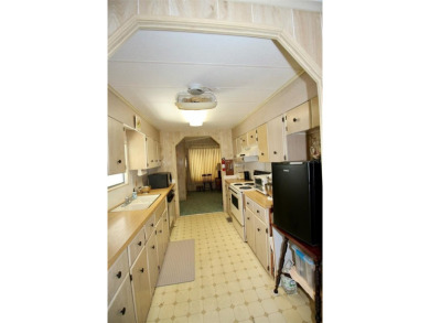 **GOLDEN GATE SPECIAL! RESIDENT OWNED COMMUNITY** BRAND NEW on Mainlands Golf Club in Florida - for sale on GolfHomes.com, golf home, golf lot