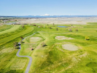 **Elegant Craftsman Sanctuary & Entertainer's Paradise with on Desert Peaks Golf Club in Oregon - for sale on GolfHomes.com, golf home, golf lot