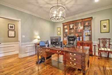Stunning beautifully updated Estate style home on over an acre on Greenbrier Golf and Country Club in Kentucky - for sale on GolfHomes.com, golf home, golf lot