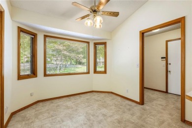 Immaculate custom built home on a quiet cul-de-sac in the Heart on Bella Vista Country Club and Golf Course in Arkansas - for sale on GolfHomes.com, golf home, golf lot