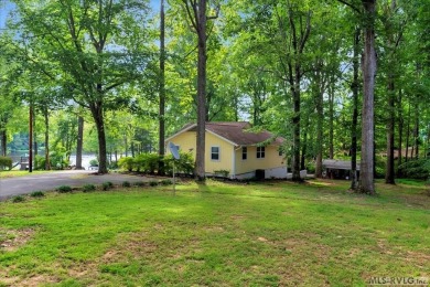 Lakefront Living at Its Finest - Updated Retreat on Poplar Creek on Tanglewood Shores Golf Club in Virginia - for sale on GolfHomes.com, golf home, golf lot
