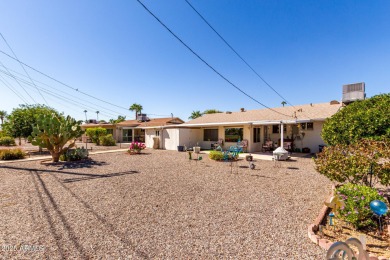 Golf course lot home in Sun City! Featuring 3 bedrooms, 2 on Sun City North Golf Course in Arizona - for sale on GolfHomes.com, golf home, golf lot