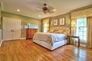 Stunning beautifully updated Estate style home on over an acre on Greenbrier Golf and Country Club in Kentucky - for sale on GolfHomes.com, golf home, golf lot