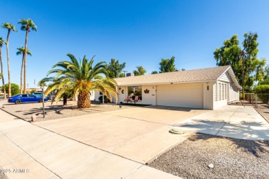 Golf course lot home in Sun City! Featuring 3 bedrooms, 2 on Sun City North Golf Course in Arizona - for sale on GolfHomes.com, golf home, golf lot
