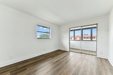 Come visit this beautifully renovated,modern and turn-key condo on Addison Reserve in Florida - for sale on GolfHomes.com, golf home, golf lot