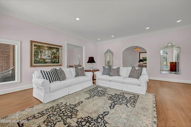 Coveted Landfall townhouse condominium in Colony Club! This end on Country Club of Landfall in North Carolina - for sale on GolfHomes.com, golf home, golf lot