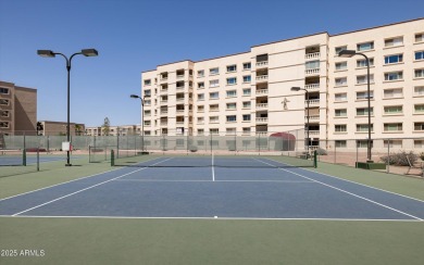 Beautifully updated 2-bedroom, 1-bath ground floor corner unit on Scottsdale Shadows in Arizona - for sale on GolfHomes.com, golf home, golf lot