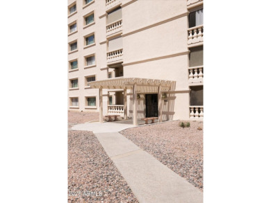 Beautifully updated 2-bedroom, 1-bath ground floor corner unit on Scottsdale Shadows in Arizona - for sale on GolfHomes.com, golf home, golf lot