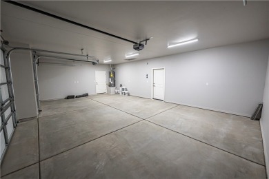 Located at 1707 Golden Gate Ave in Kingman, Arizona, this new on Cerbat Cliffs Golf Course in Arizona - for sale on GolfHomes.com, golf home, golf lot