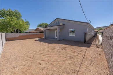 Located at 1707 Golden Gate Ave in Kingman, Arizona, this new on Cerbat Cliffs Golf Course in Arizona - for sale on GolfHomes.com, golf home, golf lot