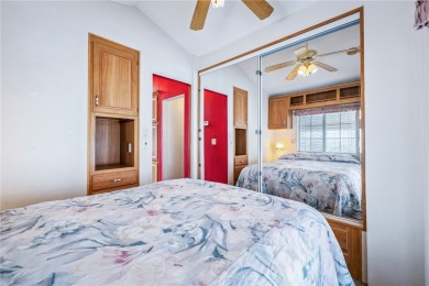 Welcome to easy living in this well-maintained home, perfectly on Riverview Golf Course in Arizona - for sale on GolfHomes.com, golf home, golf lot