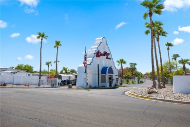 Welcome to easy living in this well-maintained home, perfectly on Riverview Golf Course in Arizona - for sale on GolfHomes.com, golf home, golf lot