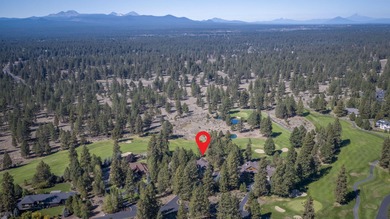 Come home for the holidays to this absolute masterpiece on Lost Tracks Golf Club in Oregon - for sale on GolfHomes.com, golf home, golf lot