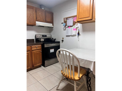 3-bedroom, 2-bathroom condo in the International Village. This on Inverrary Country Club in Florida - for sale on GolfHomes.com, golf home, golf lot