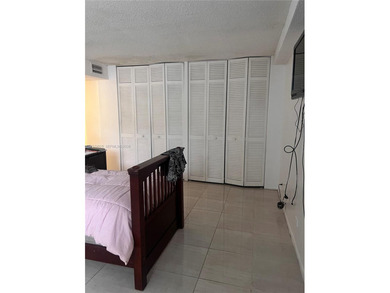 3-bedroom, 2-bathroom condo in the International Village. This on Inverrary Country Club in Florida - for sale on GolfHomes.com, golf home, golf lot