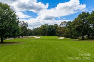 Beautiful Golf Course Ranch in Catawba Springs - 3BR/2.5BA with on Catawba Springs Golf Course At Lake Hickory  in North Carolina - for sale on GolfHomes.com, golf home, golf lot