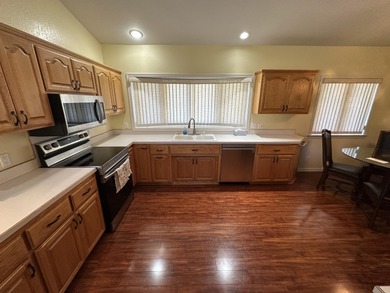 Upper unit on 9th hole at Shield Crest Golf Course overlooking on Shield Crest Golf Course in Oregon - for sale on GolfHomes.com, golf home, golf lot